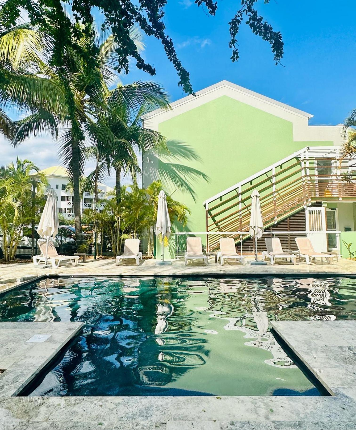 Residence Tropic Appart Hotel Saint-Gilles-les Bains Exterior foto